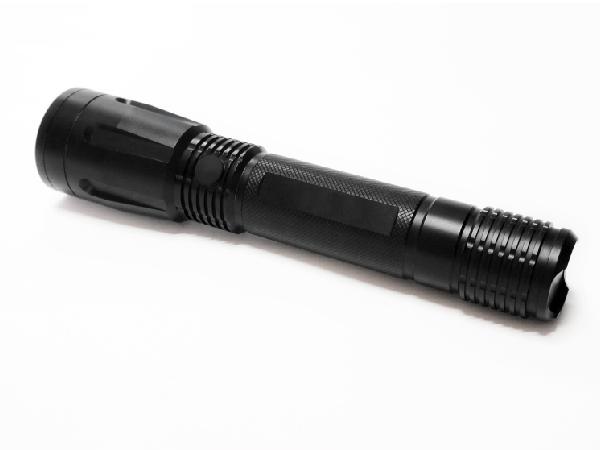 Vérification de la torche menée par stylo pratique résistant salin léger chaud de temps de travail du blanc IP67 de la batterie 2AAA de vente long petit