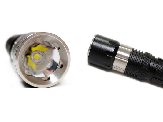 La lampe-torche par magnétisme commandée IPX7 du sapeur-pompier LED imperméabilisent la catégorie