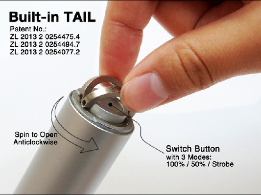 Lumen personnalisable marqué de la lampe-torche 140 de LED Keychain avec la batterie 3AAA