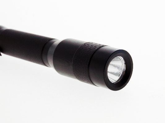 Soignez la température de couleur 6400K de petite taille de lampe-torche de stylo de Pocket LED