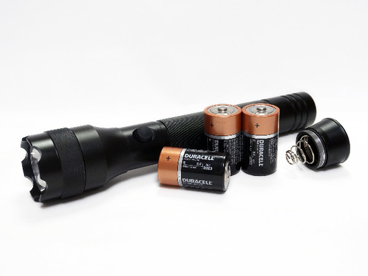 Résistance à l'eau de la lampe-torche IPX7 de poche d'IPX7 LED EDC avec 3 * batteries de D