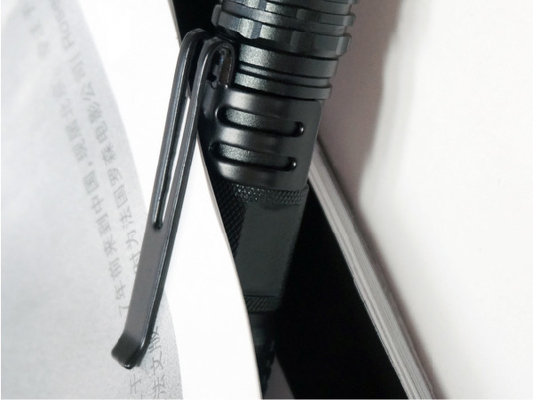 Mini torche puissante tactique menée de porte-clés, rendement élevé mené de torche de Keychain