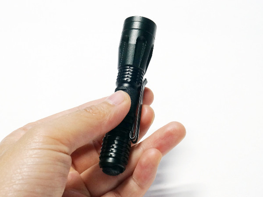la température de couleur du lumen 6400K de la lampe-torche 50 du CREE LED Keychain de 27g EDC