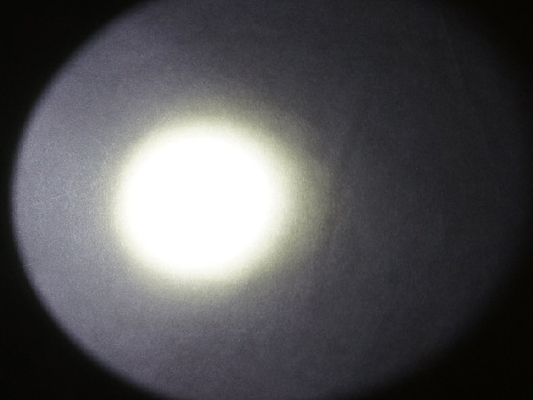 Le lumen élevé mené IPX7 de lampe-torche tactique de police imperméabilisent la catégorie