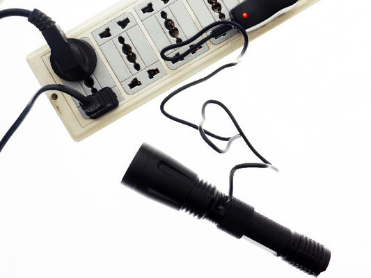 Le Cree Xml T6 d'autodéfense a mené la lampe-torche, lampe-torche menée lumineuse superbe