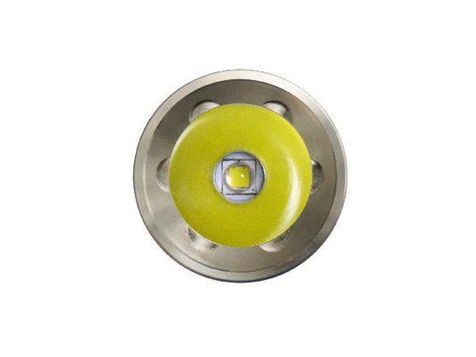 Foyer à l'avance de lampe-torche du sapeur-pompier LED de Cree de magnétisme avec la courroie de main