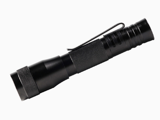 Couleur de noir de lampe-torche du Cree LED Keychain d'éclat d'EDC avec le filtre rouge