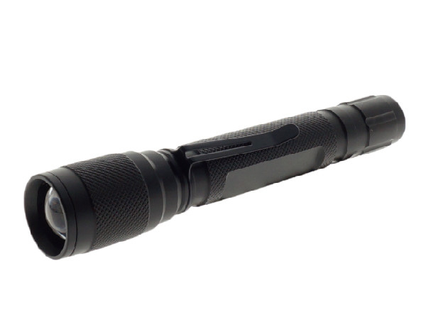 traditionnel handsize la lampe-torche de bourdonnement de lumen élevé menée par cree pratique des batteries 2*AA pour l'EDC