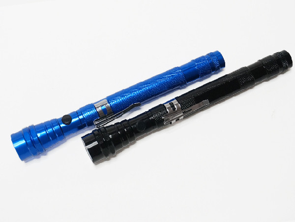 Type magnétique commutateur d'extension de lampe-torche de stylo de l'alliage d'aluminium LED de bouton poussoir
