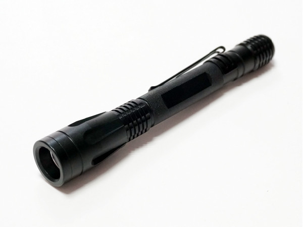 80 militaires de la lampe-torche XPG R5 ha III du lumen LED Keychain évaluent le commutateur de bouton poussoir