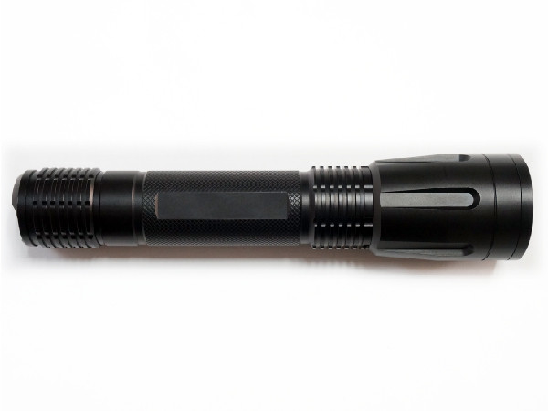 Couleur élevée de noir de lumen de torche menée par lampe-torche de police d'A6063 Atex